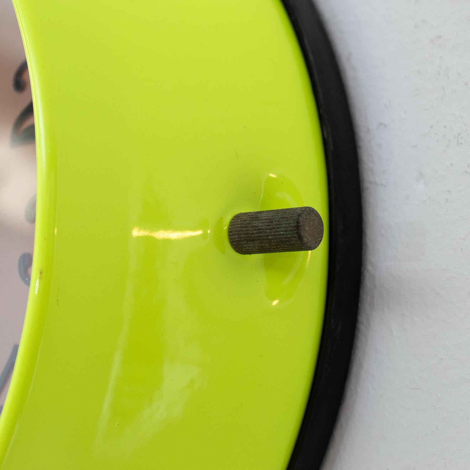 SONDEREDITION: Vintage SEIKO Wanduhr Neon Gelb Ø 22 cm Schiffsuhr