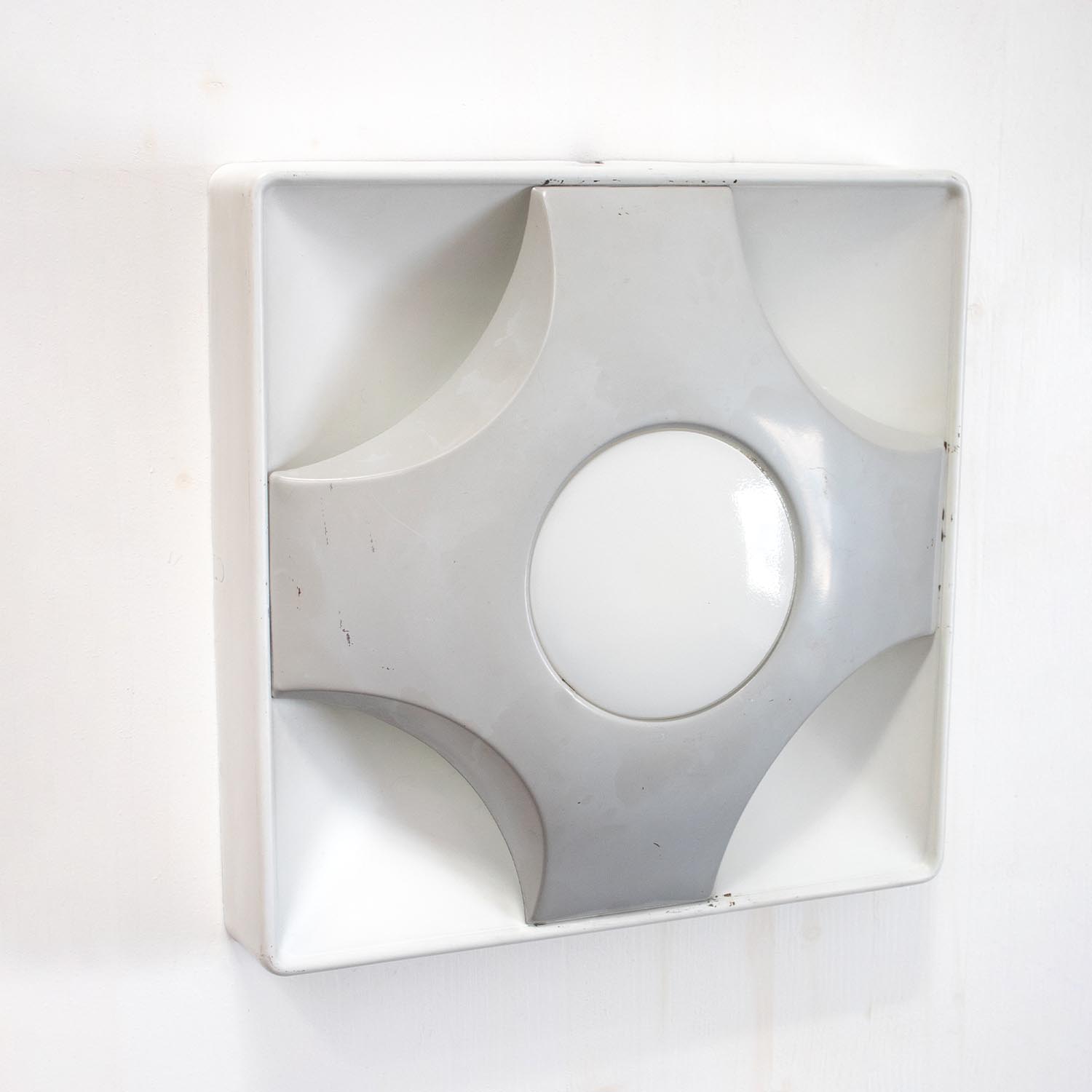 Design Wandleuchte V3046/01 by SÖLKEN-LEUCHTEN, 1970s Grau-Weiß